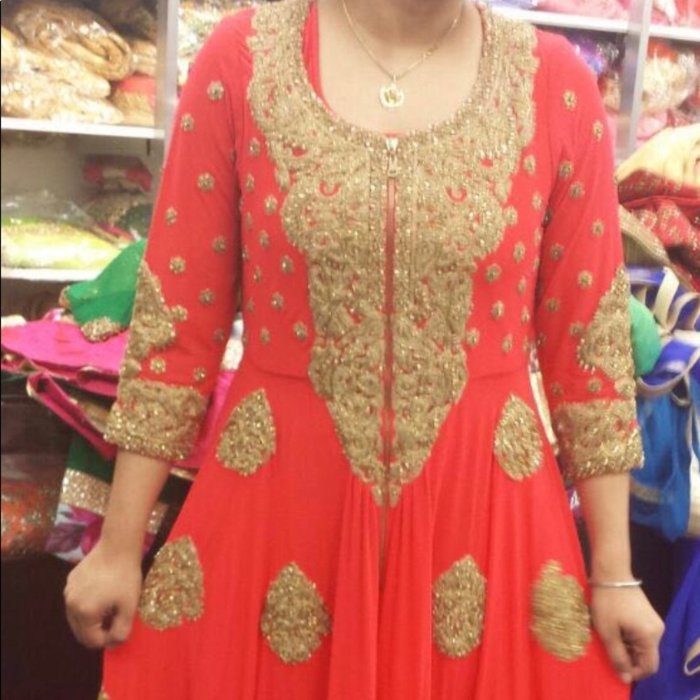 Indian Pakistani bridal Lehenga dress - Picture 3 of 13